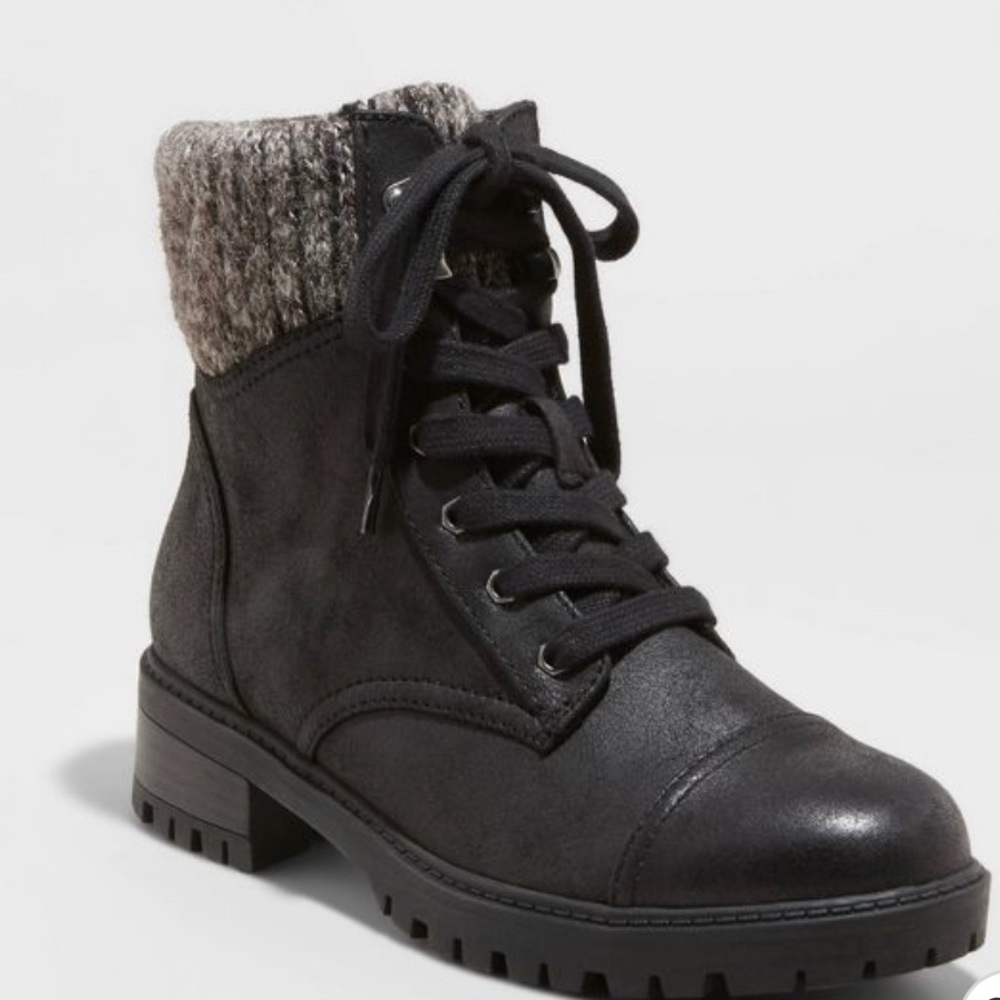 UNIVERSAL THREAD WOMENS ANKLE BOOTS